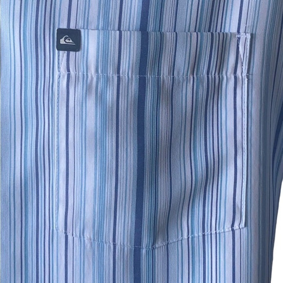 QUIKSILVER Blue & White Striped Button Down Collared Shirt Men S/P Small - Picture 3 of 7
